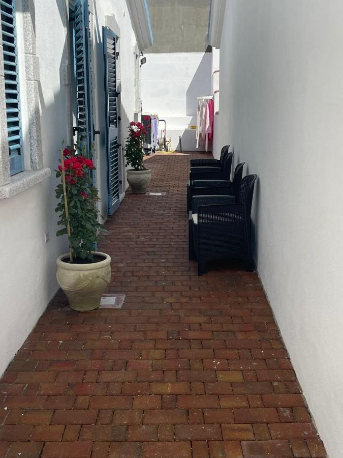 La Perla Del Mare 2 Acomodação com café da manhã La Caletta Exterior foto
